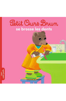 Petit ours brun se brosse les dents